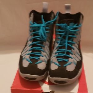 Nike Men's Air Bakin size 10.5